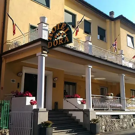 Hotel Dora 3*