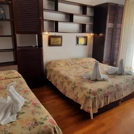 Dora Hotel 3*