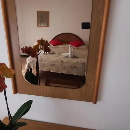 Dora Hotel 3*