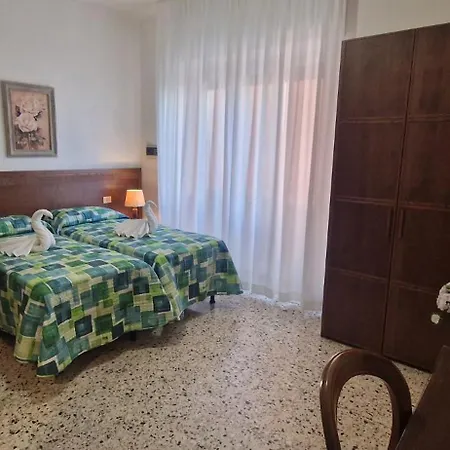 Hotel Dora Levanto