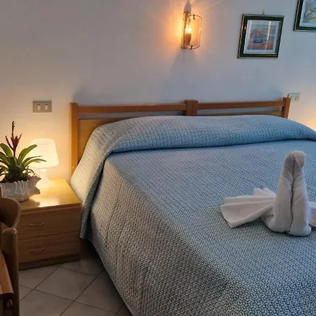 Dora 3* Levanto