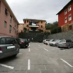 Dora 3*